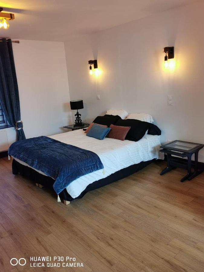 La Tour Notre Dame Bed & Breakfast